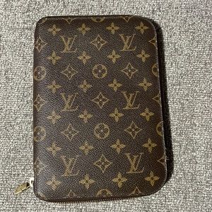 Authentic Louis Vuitton Agenda Zip Portfolio Cover